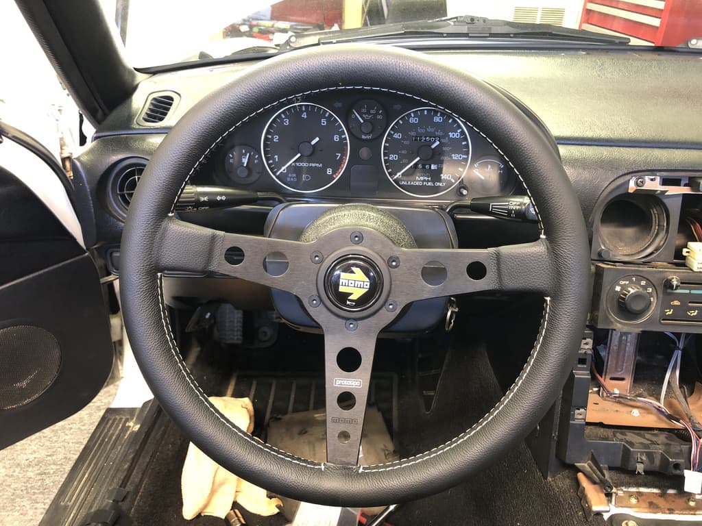 Fitting my Momo Prototipo steering wheel